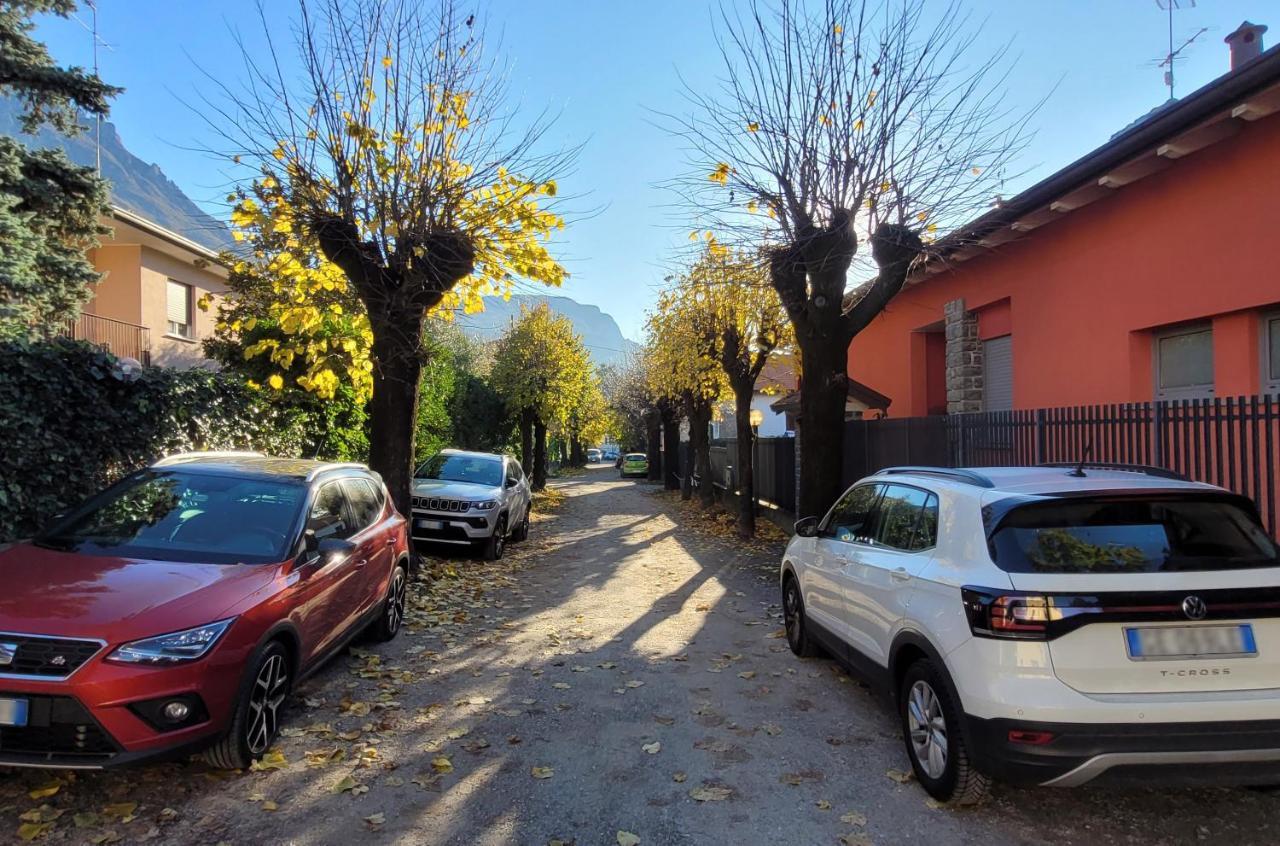 Spacious Apartment At Como Lake Mandello del Lario Εξωτερικό φωτογραφία