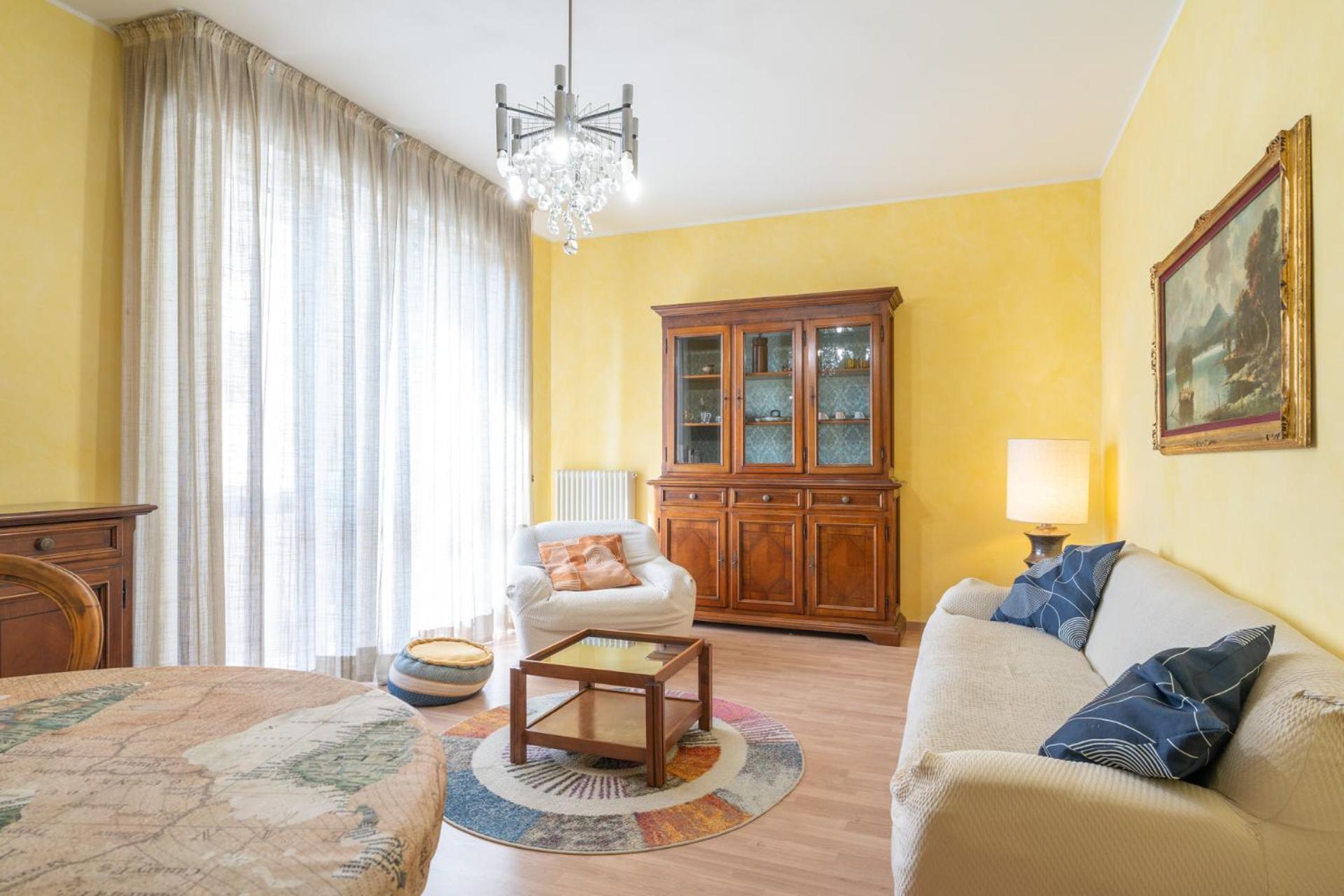 Spacious Apartment At Como Lake Mandello del Lario Εξωτερικό φωτογραφία